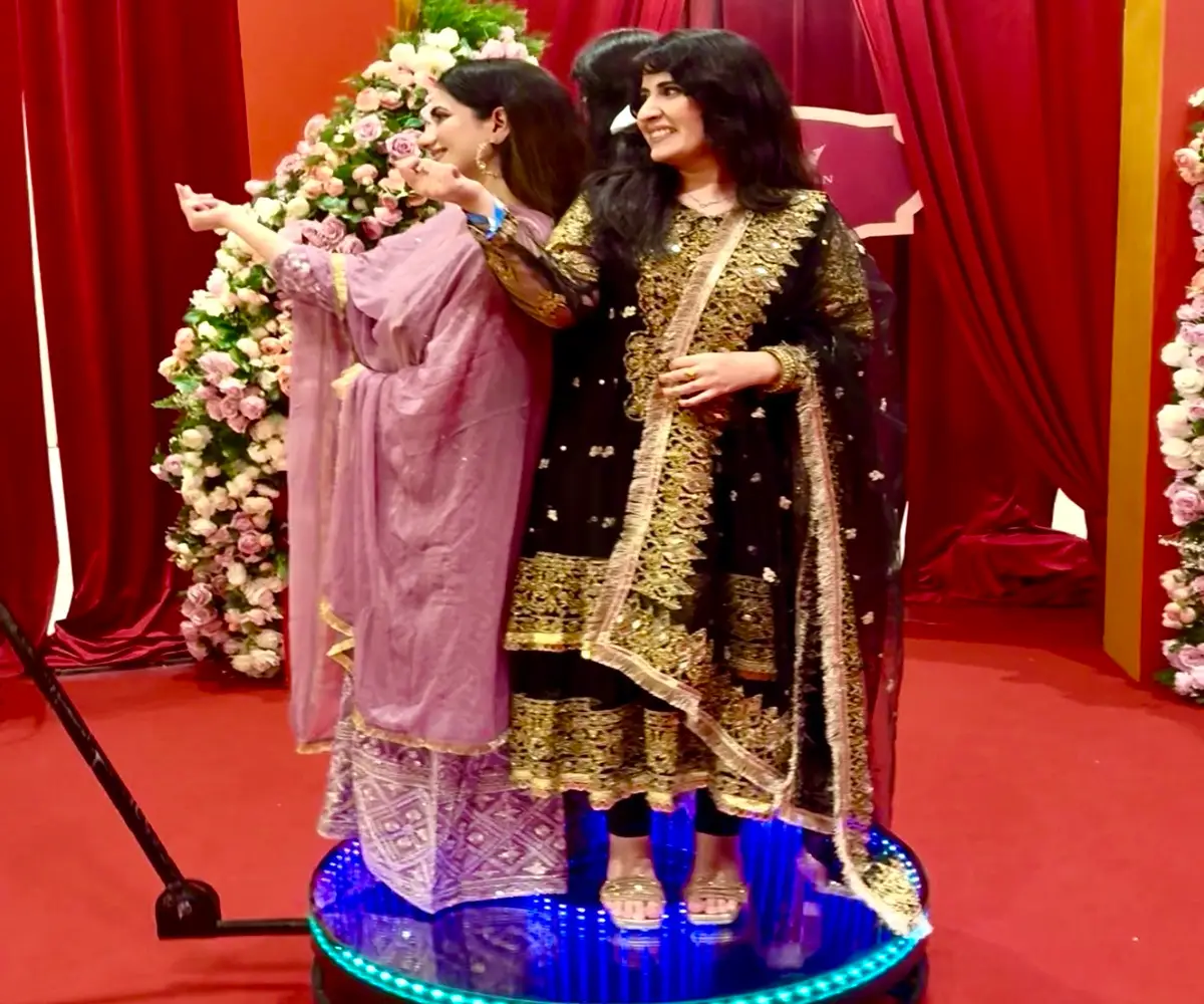 360 Video Booth rental in Dubai, UAE